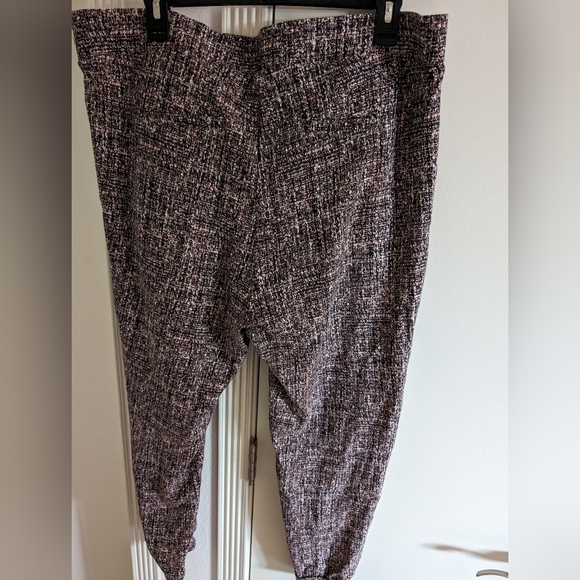 Jogger Pant - Picture 5 of 6